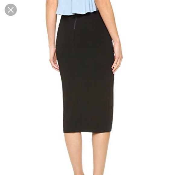 Alice + Olivia Dresses & Skirts - Alice and Olivia pencil skirt with front slit